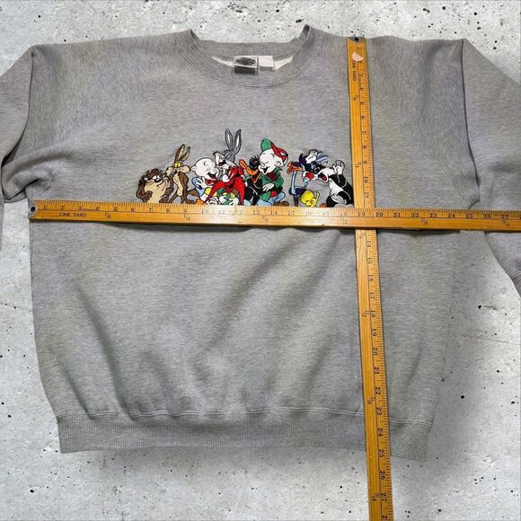 1992 Acme Clothing Looney Tunes Embroidered Characters Sweatshirt Gray Sz L/XL - Picture 10 of 11